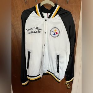 Pittsburg Steelers Tommy Hilfiger Varsity Raglan - Men’s Large!